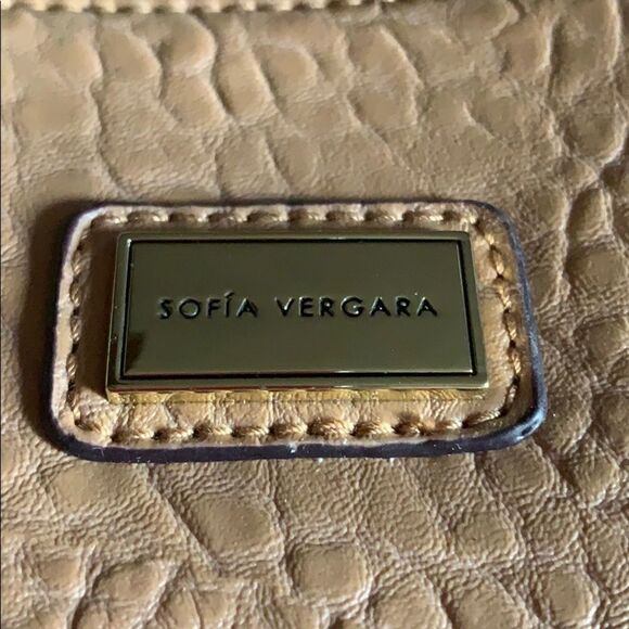 Sofia Vergara shoulder bag - Picture 2 of 5